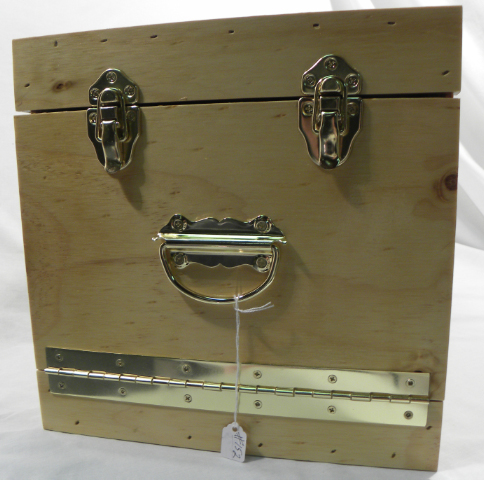 Box - Cube w/Latch � Exterior Plywood � Item 152 - SOLD