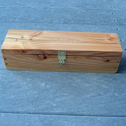 Box - Long w/ Brass Latch - Pine - Item 213