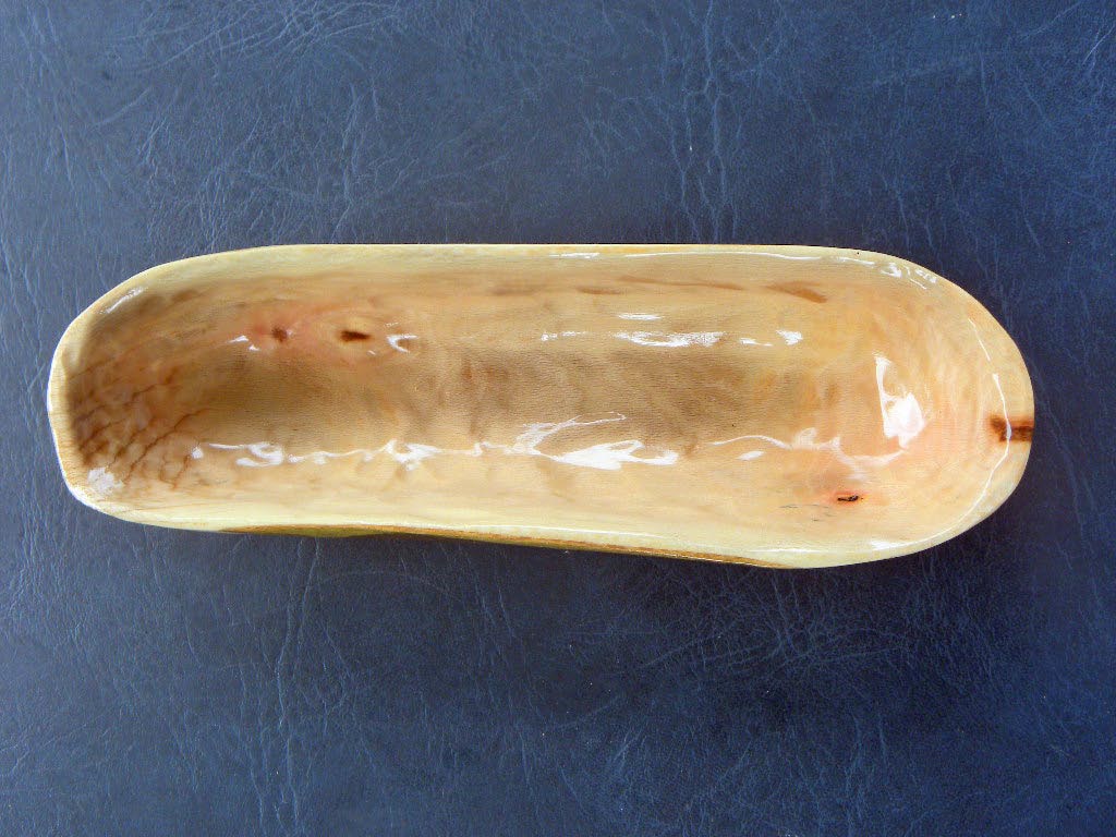 Oblong w/ Touch of Green � Sycamore � Item 388 - SOLD